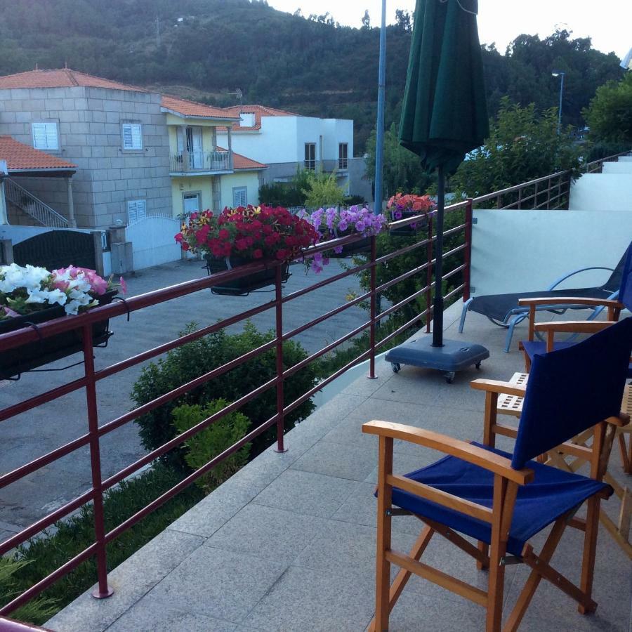 منزل الضيف Mesão Frio  في Casa No Douro المظهر الخارجي الصورة